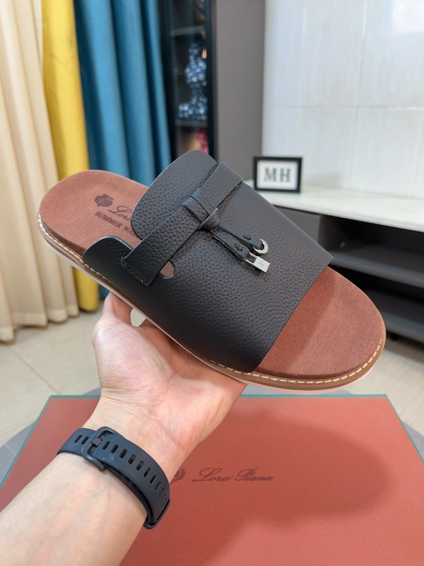 Loro Piana Textured Slide Sandals
