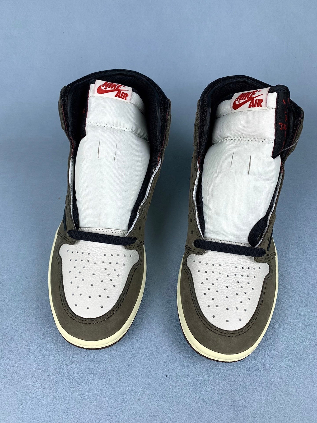 Air Jordan 1 High Mocha ts Unisex Sneakers CD4487-100
